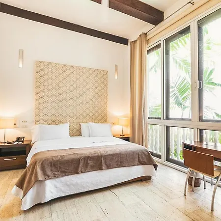 Casa Boutique En La Ciudad Amurallada Villa